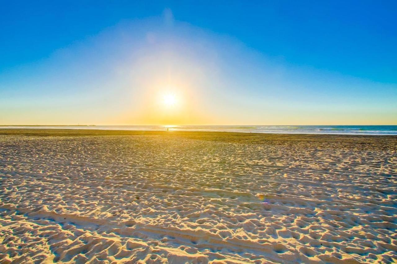 Holiday home Steps To The Boardwalk & With Ac, Wifi, Spacious Deck, Prime Location San Diego